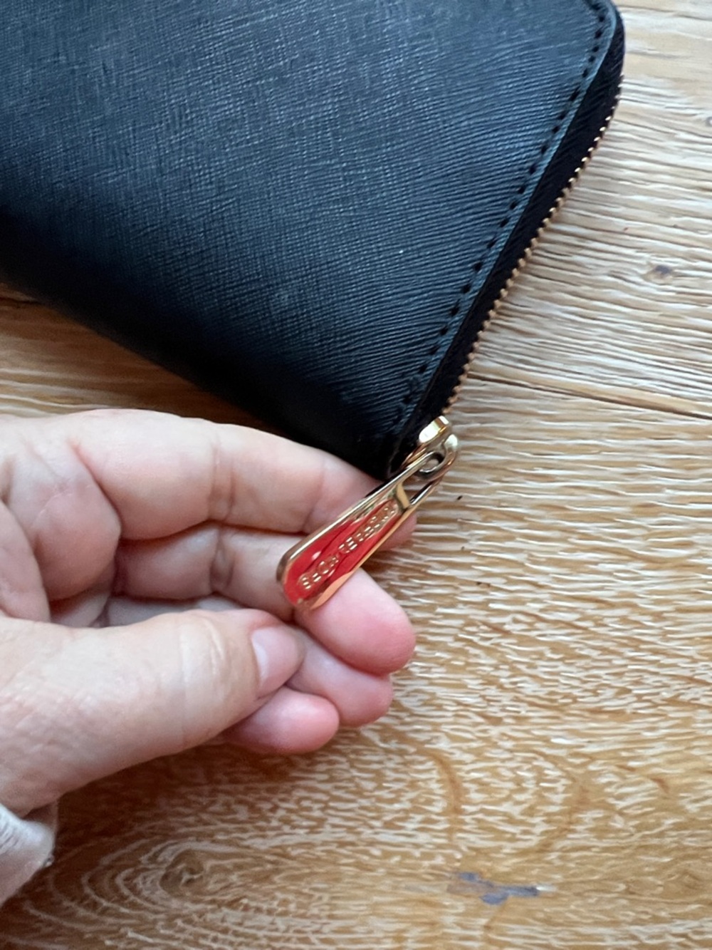 Michael Kors Black Saffiano Zip Wallet with Gold Logo - Picture 3 of 3